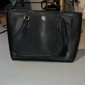 Tory Burch shoulder bag. Lightly used